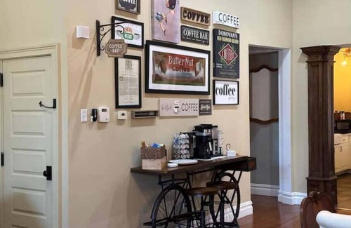 South Side Flats Casa | Historic home in Pittsburgh!