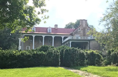 Middleburg Casa | Historic home with 7 BR near Middleburg, VA in Piedmont horse country