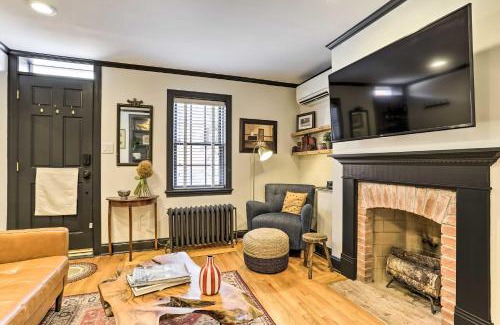 Southwark Casa | Historic Home with Garden Walk to Center City!
