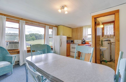 White Mills Cabina | Historic Honesdale Cabin on Farm & Animal Rescue!