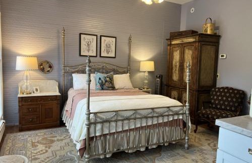 Faribault Hotel | Historic Hutch House