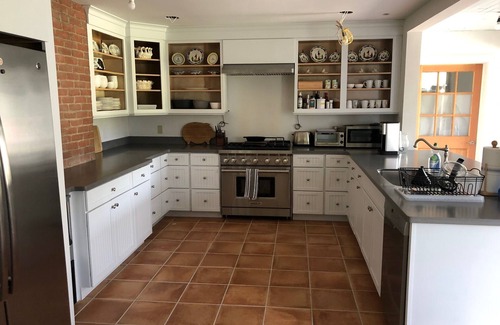East Lyme Casa | Inn histórico en una espectacular granja orgánica de 100 acres con lago y piscina privada