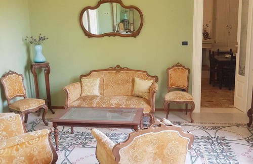 Carpignano Salentino Villa | Historic villa with frescoes and garden