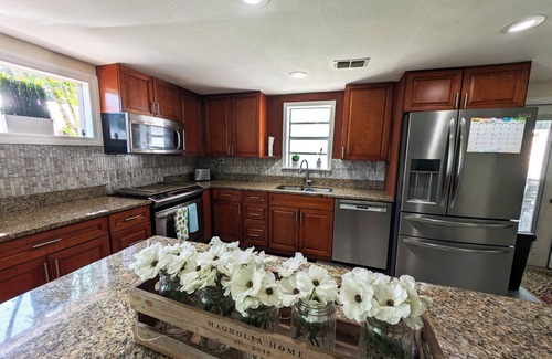 Dixieland Casa | Historic Lakeland Century Home