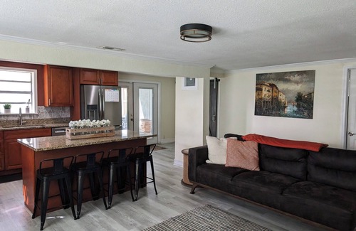 Dixieland Casa | Historic Lakeland Century Home