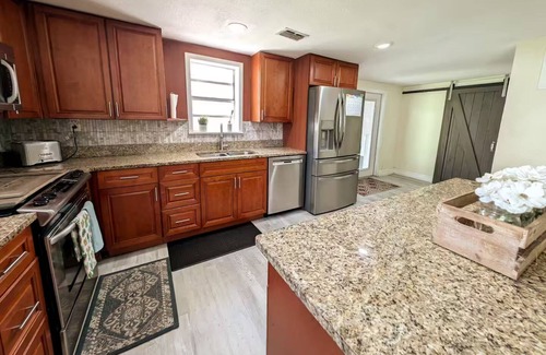 Dixieland Casa | Historic Lakeland Century Home