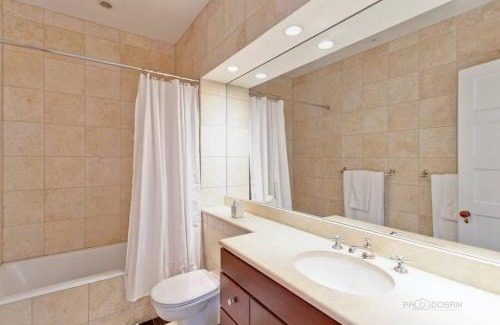 Gold Coast Casa | Historic luxury Townhouse in Downtown Chicago