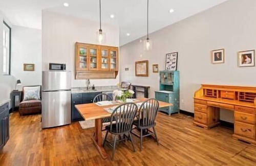 Madison Casa | Historic Madison Eagle Inn