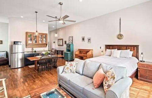 Madison Casa | Historic Madison Eagle Inn