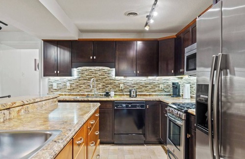 Fort Wayne Apartamento | Historic Mansion Apt 4 | Ping-Pong & Free Parking