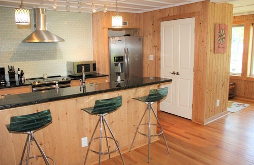 Historic Downtown Manteo Casa | Historic Manteo - "The Roost"