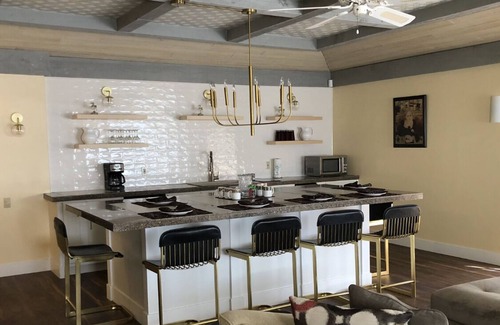 Desert Hot Springs Casa | Historic Mary Pickford Estate A2- 30 minutes from Polo Grounds