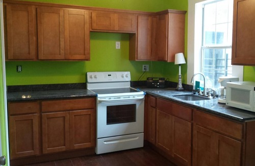 Faubourg Marigny Cama Y Desayuno | Historic Marigny lofted residence, open floor plan, near Frenchman & Bourbon St.