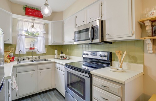 Marthasville Casa | Historic Marthasville Getaway w/ Shared Amenities!