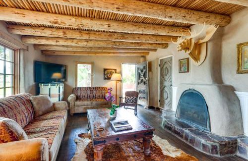Taos Casa | Historic Millicent Rogers Guest House with Hot Tub