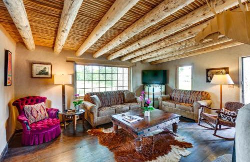 Taos Casa | Historic Millicent Rogers Guest House with Hot Tub