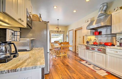 Mount Holly Casa | Historic Mount Holly Vacation Rental