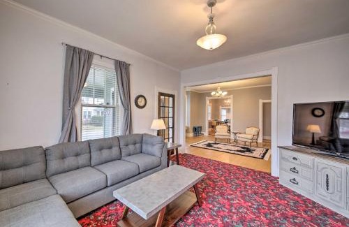 Noblesville Casa | Historic Noblesville Home Walk to Downtown Shops!