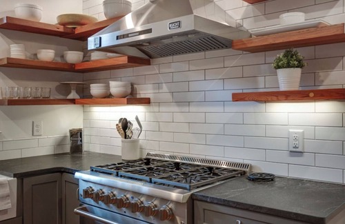 Downtown Casa | Historic Oakwood Hideaway