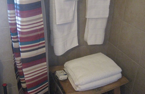 Old Town Apartamento | Histórico Old Town District Estudio, piscina, cabaña / W APARCAMIENTO! Mascotas bienvenidas