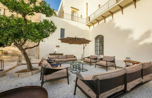 Cannole Apartamento | Historic Palace Apartment Near Otranto Coastline