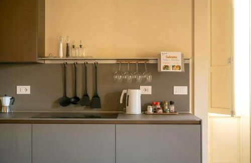 Cannole Apartamento | Historic Palace Apartment Near Otranto Coastline