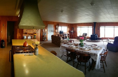 Kachemak Casa | Históricos - Private Acres 28 - 180 ° vista al mar! - Suite de Carolyn