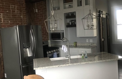 Saratoga Casa | Propiedad histórica totalmente renovada!