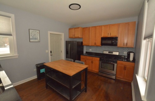 Roseland Casa | Historic Pullman Townhouse