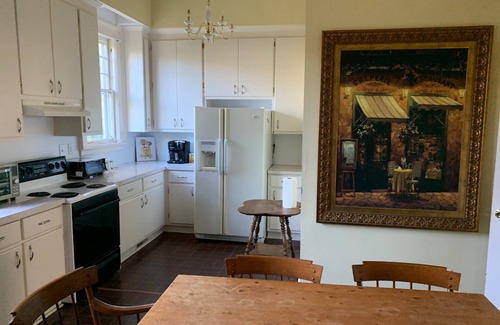 Wilson Casa | Historic: Queen Anne Beauty Near Barton College and Old Wilson
