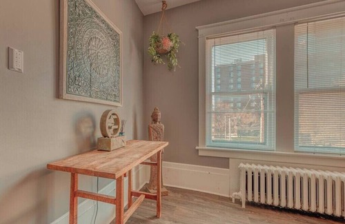 Harrisburg - Hershey Apartamento | Historic Riverfront Tropical Gem w/ River Views