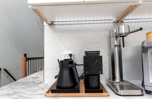 Shaw Casa | Historic rowhouse in heart of Shaw
