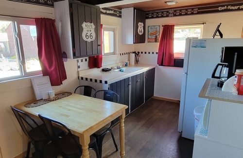 South Fork Cabina | Historic Rt 66 Cabin