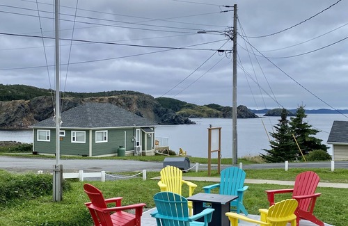 Newfoundland Casa | Histórico Saltbox House con vista al mar.
