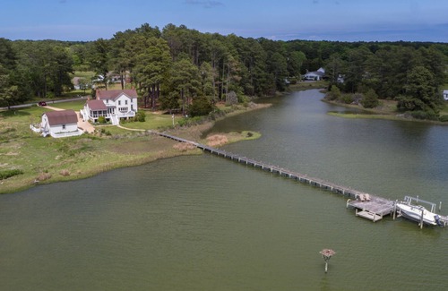 Port Haywood Casa | Historic Sea Captain’s Haven on Mobjack Bay