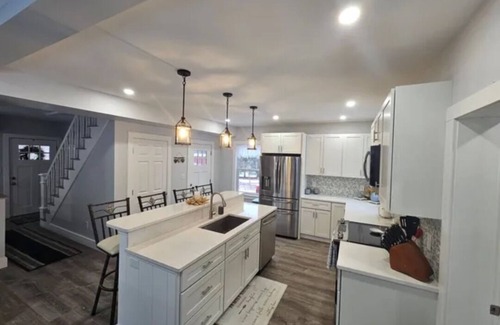 Kennebunkport Casa | Historic Seaward Cottage Located Mins of Dock Square