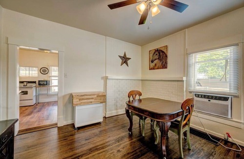 Sheridan Casa | Historic Sheridan Retreat – Cozy 2BR Centrally Located