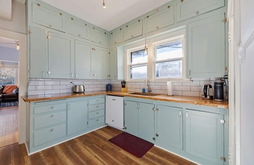 Central City Casa | Historic SLC Trolley Square 2 bd Home