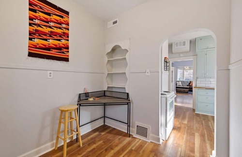 Central City Casa | Historic SLC Trolley Square 2 bd Home