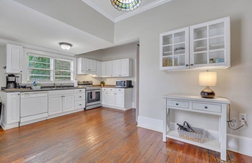 Statesboro Casa | Historic Southern Home - close to downtown and GSU
