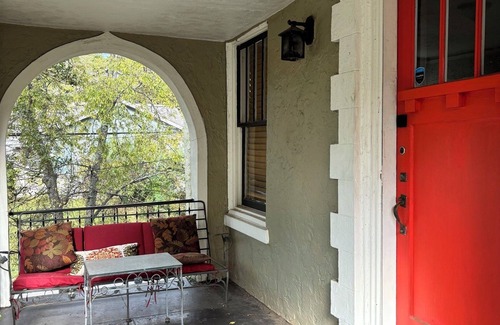 Crestline Heights Casa | 1925 Charming Cozy Casita