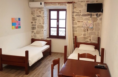 Kotor Old Town Apartamento | Historic Stone House