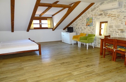 Kotor Old Town Apartamento | Historic Stone House