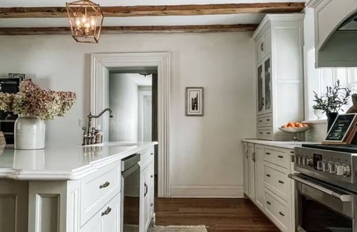 West Perth Otro | Historic Stonehouse with Hot tub & Fire Pit