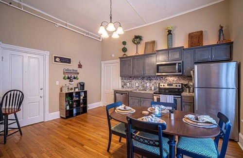 Marietta Apartamento | Historic Tate House Apartment by Marietta Square