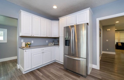 Great Falls Casa | Historic Updated Great Falls Home W/Fire Pit