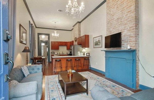Faubourg Lafayette Casa | New Historic Upscale 5br- Great for Groups!
