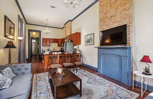 Faubourg Lafayette Casa | New Historic Upscale 5br- Great for Groups!