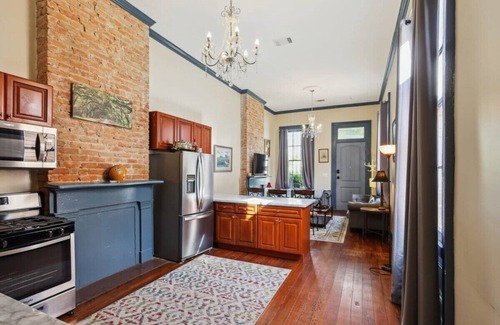 Faubourg Lafayette Casa | New Historic Upscale 5br- Great for Groups!
