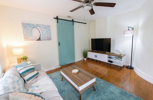 Historic Uptown Apartamento | Historic Uptown Vibes - 1/1 Apartment #3